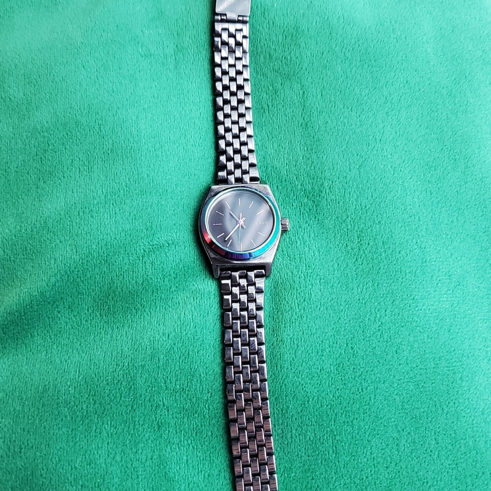 New Nixon watch